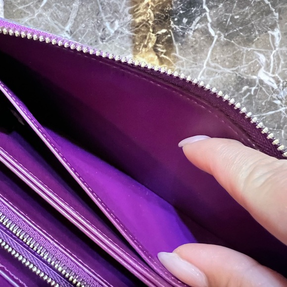 SOLD Louis Vuitton Vernis long zippy wallet - Picture 14 of 15
